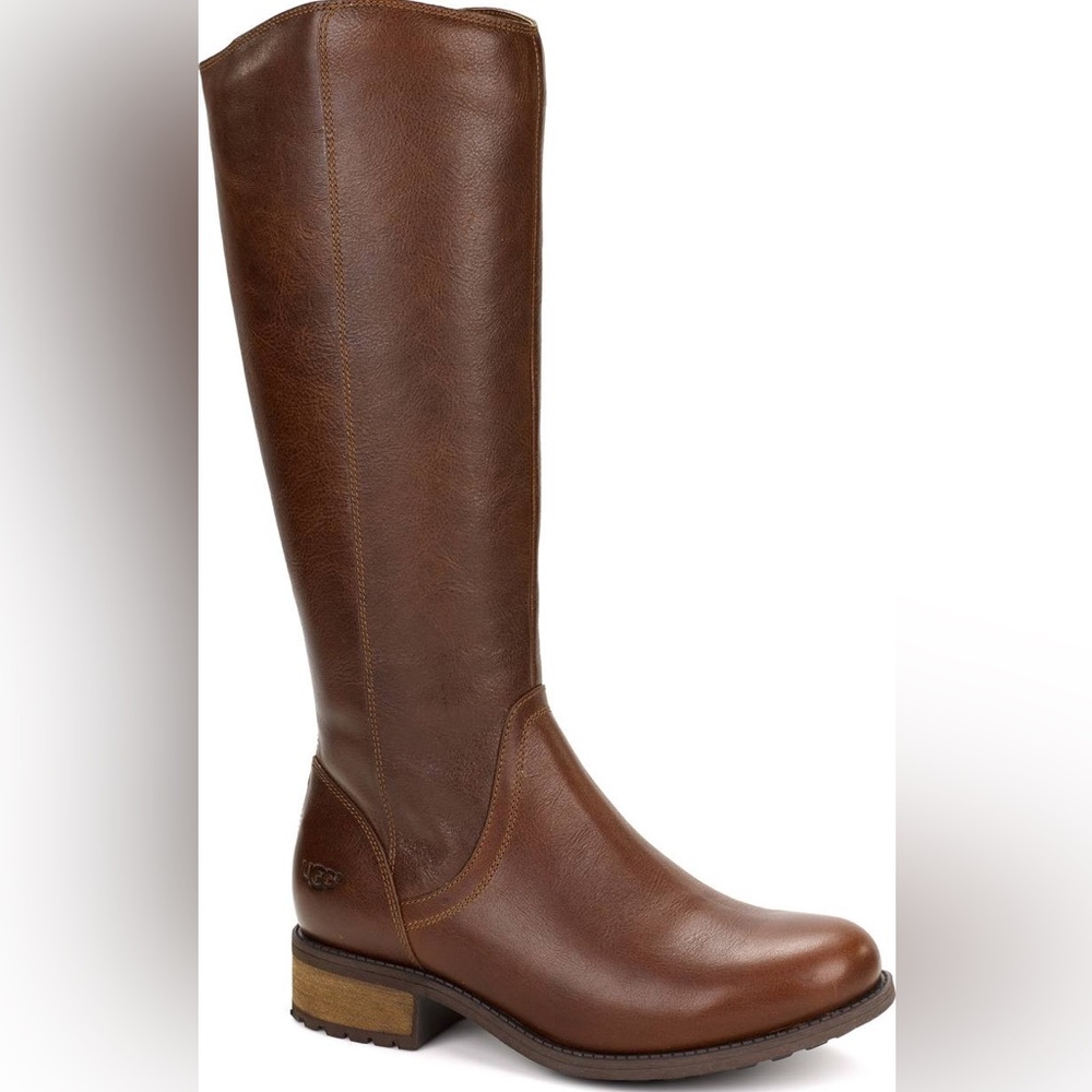 UGG Seldon Leather Boots Size 6